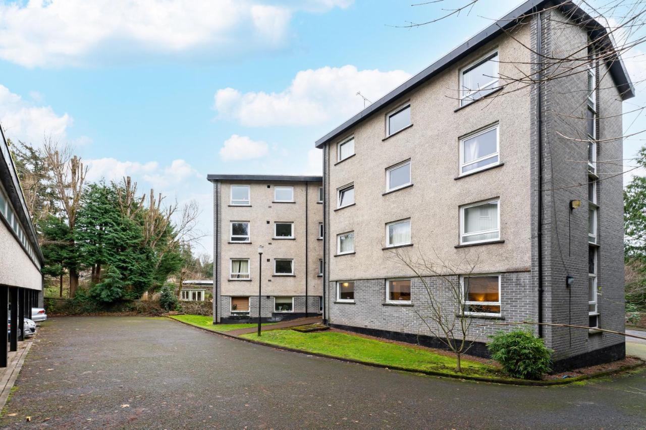 Ground-Fl Two Bedroom Apartment In Bridge Of Allan Kültér fotó